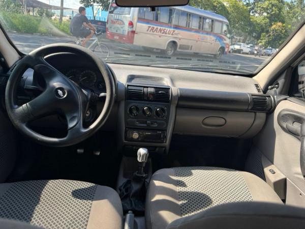 Classic Sedan - Foto